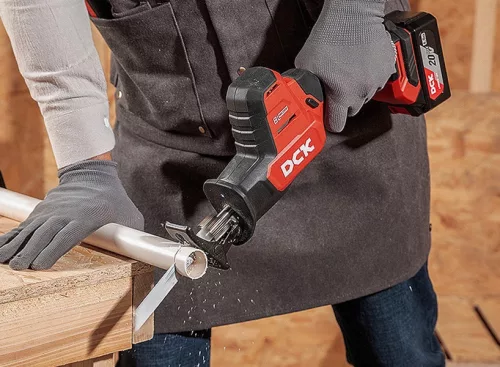 DCK KDJF22EK Akkus szablyafűrész 20 V (2 x 4,0 Ah akku + töltő)