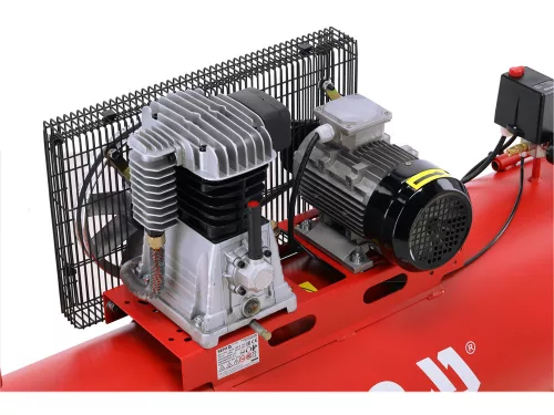 YATO YT-23321 Kompresszor 200 l
