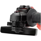 YATO YT-828251 Akkumulátoros sarokcsiszoló 18V 125mm szénkefe nélküli motorral (1x 4,0 Ah akku + töltő)